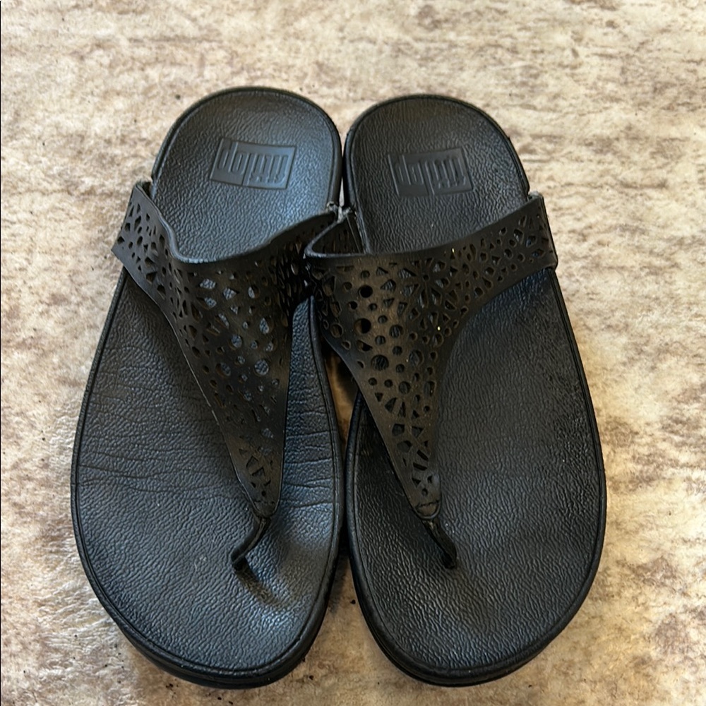 FitFlop Black Laser-Cut Leather Thong Sandals